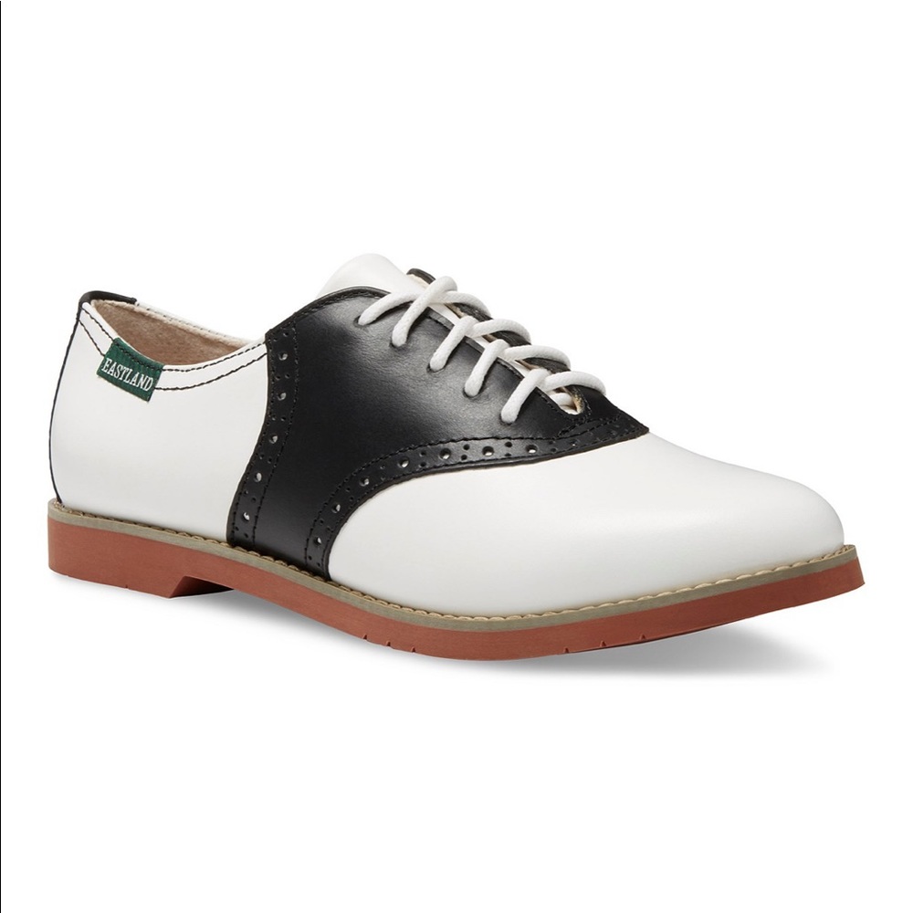 New With Out Tags Eastland Sadie Shoes w Memory Foam